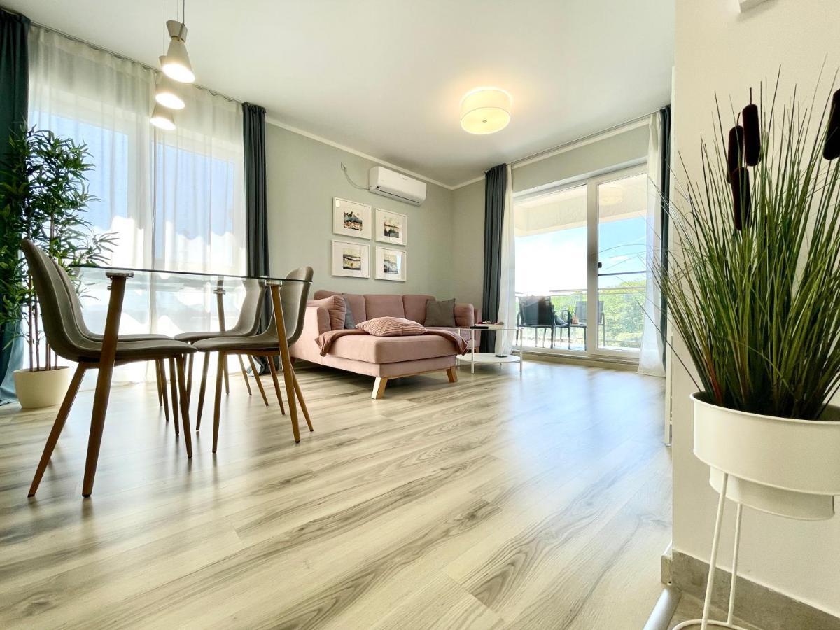 Forest View Apartment Timisoara Ngoại thất bức ảnh