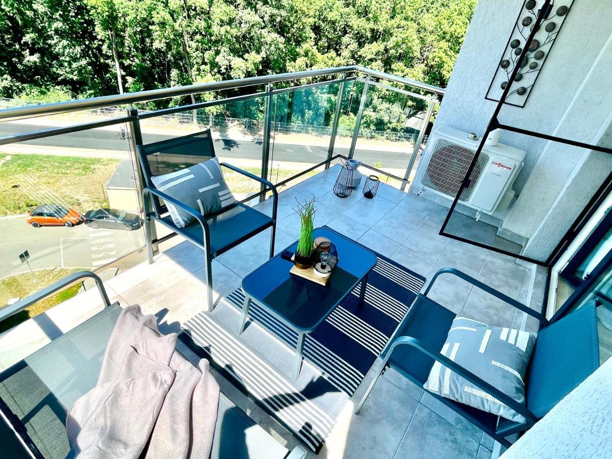 Forest View Apartment Timisoara Ngoại thất bức ảnh