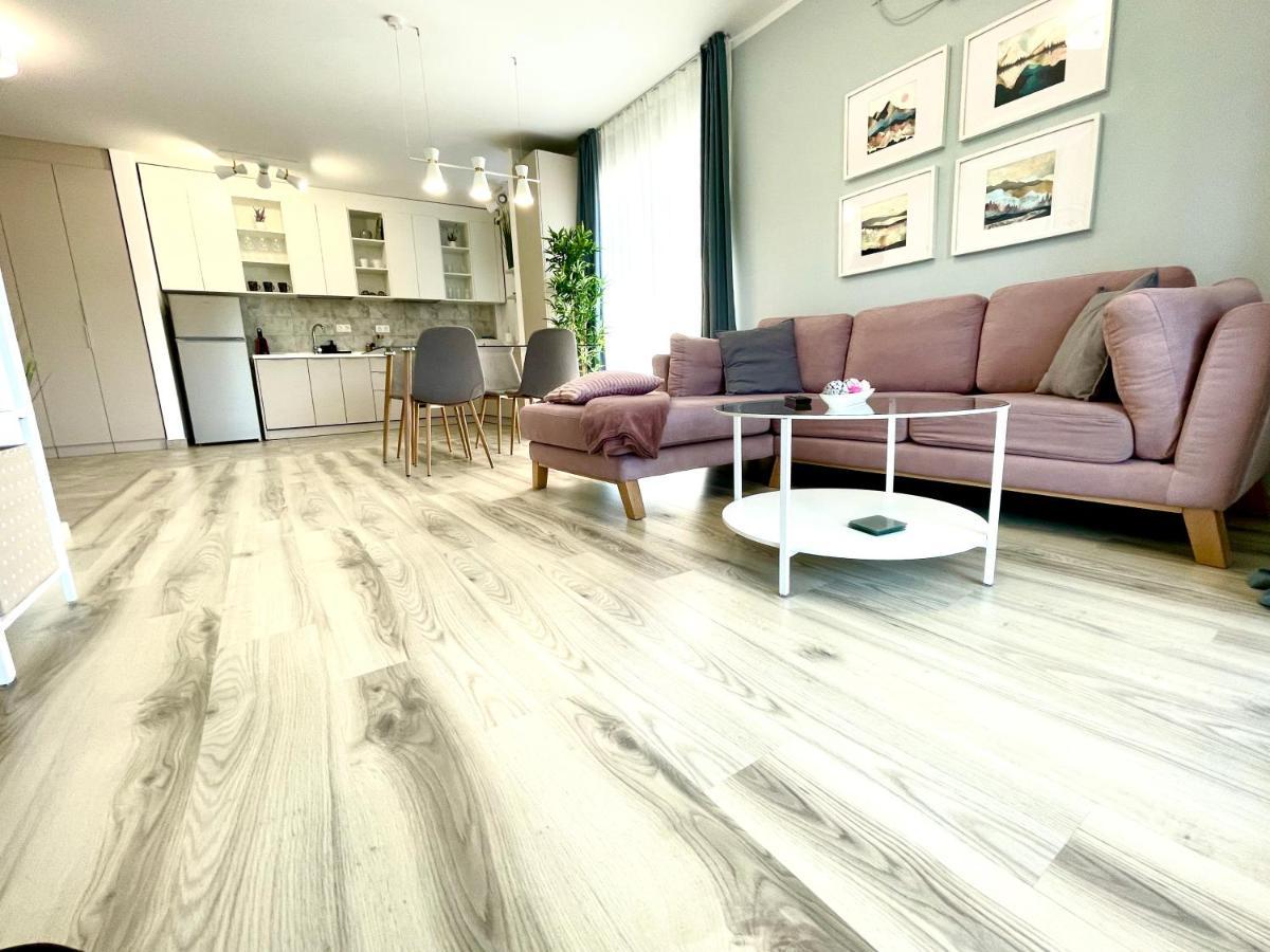 Forest View Apartment Timisoara Ngoại thất bức ảnh